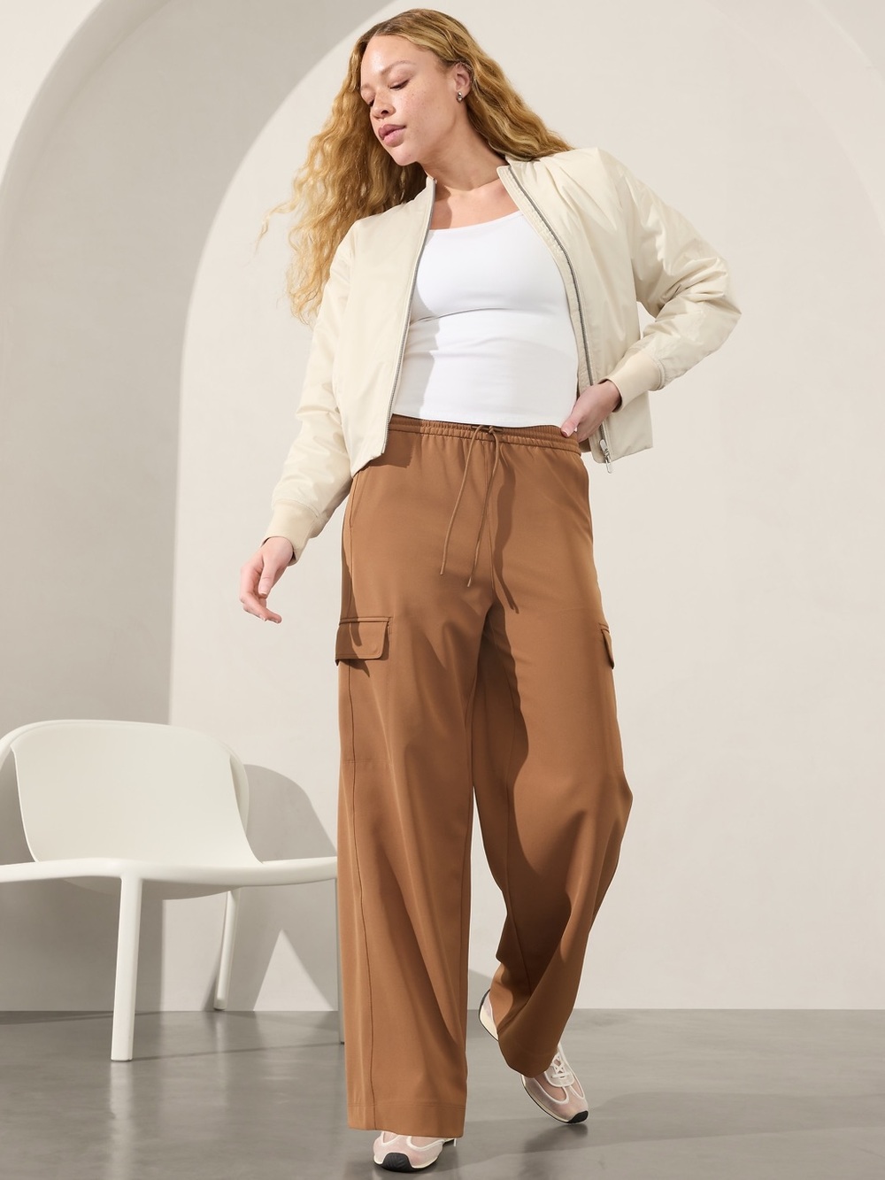 Athleta Light Brown Promenade High Waisted Wide Leg Athleisure Cargo Pants